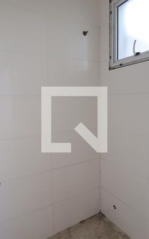 Apartamento à venda com 82m², 2 quartos e 2 vagasBanheiro de Serviço