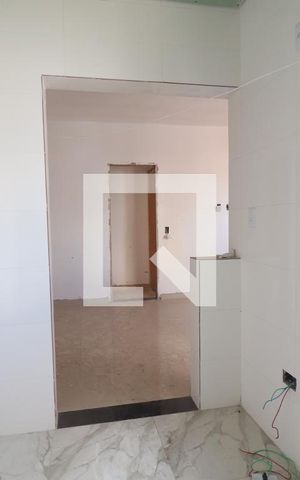 Apartamento à venda com 82m², 2 quartos e 2 vagasCorredor