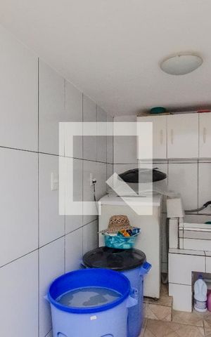 Casa à venda com 178m², 4 quartos e 1 vagaÁrea de Serviço