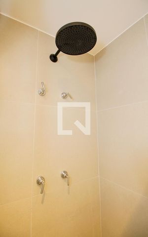 Studio à venda com 26m², 1 quarto e sem vaga Studio à venda com 26m², 1 quarto e sem vagaBanheiro