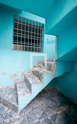 Casa para alugar com 37m², 1 quarto e sem vagaEscada