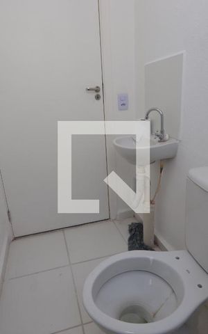 Apartamento para alugar com 42m², 2 quartos e sem vagaBanheiro