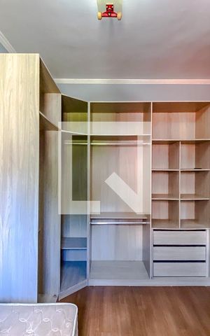 Casa à venda com 260m², 3 quartos e 8 vagasQuarto 3 - Suíte