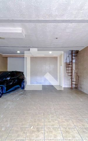 Casa à venda com 260m², 3 quartos e 8 vagasGaragem