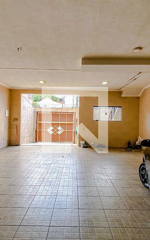 Casa à venda com 260m², 3 quartos e 8 vagasGaragem