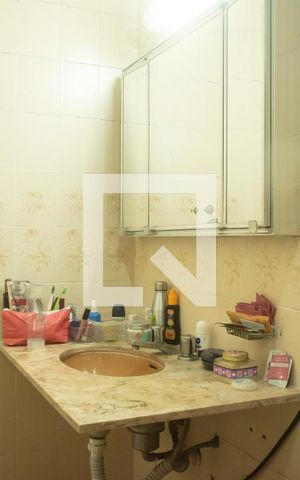 Casa à venda com 150m², 3 quartos e 3 vagasBanheiro da Suíte