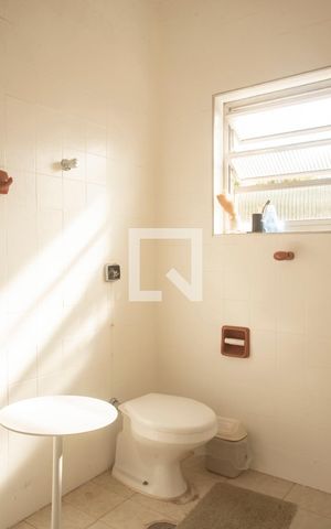 Casa à venda com 150m², 3 quartos e 3 vagasBanheiro