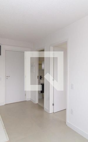 Apartamento à venda com 35m², 2 quartos e sem vaga Apartamento à venda com 35m², 2 quartos e sem vagaSala