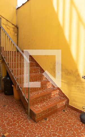 Casa à venda com 150m², 3 quartos e 1 vaga Casa à venda com 150m², 3 quartos e 1 vagaQuintal