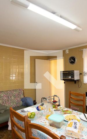 Casa à venda com 150m², 3 quartos e 1 vaga Casa à venda com 150m², 3 quartos e 1 vagaCozinha