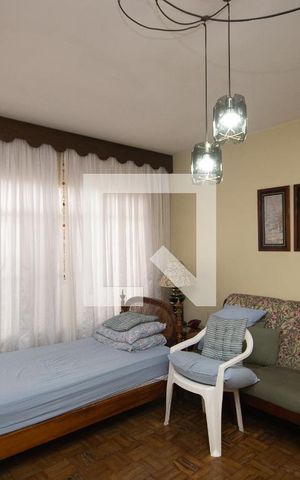 Casa à venda com 150m², 3 quartos e 1 vaga Casa à venda com 150m², 3 quartos e 1 vagaSala
