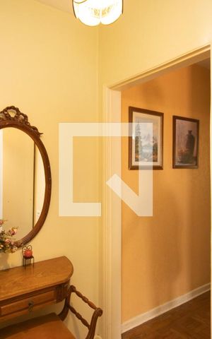 Casa à venda com 150m², 3 quartos e 1 vaga Casa à venda com 150m², 3 quartos e 1 vagaHall