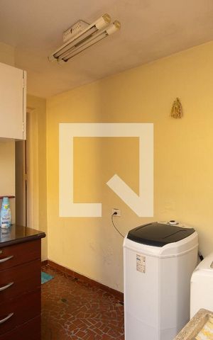 Casa à venda com 150m², 3 quartos e 1 vaga Casa à venda com 150m², 3 quartos e 1 vagaÁrea de Serviço