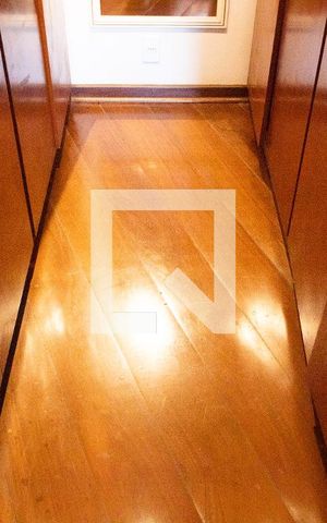 Apartamento à venda com 164m², 4 quartos e 2 vagasCloset da suíte 1