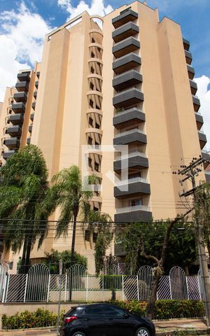 Apartamento à venda com 164m², 4 quartos e 2 vagasFachada