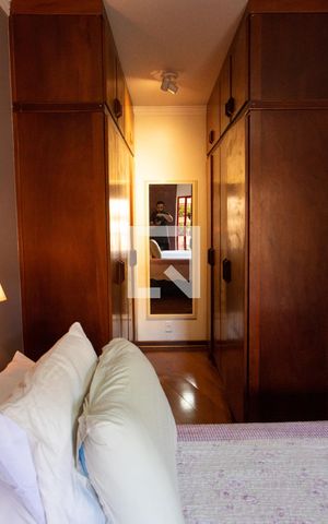 Apartamento à venda com 164m², 4 quartos e 2 vagasCloset da suíte 1