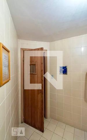 Apartamento à venda com 172m², 3 quartos e 2 vagas Apartamento à venda com 172m², 3 quartos e 2 vagasSauna
