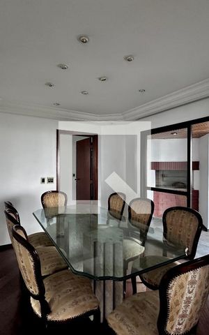 Apartamento à venda com 172m², 3 quartos e 2 vagas Apartamento à venda com 172m², 3 quartos e 2 vagasSala