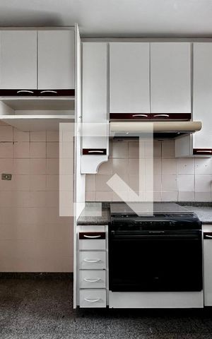 Apartamento à venda com 172m², 3 quartos e 2 vagas Apartamento à venda com 172m², 3 quartos e 2 vagasCozinha