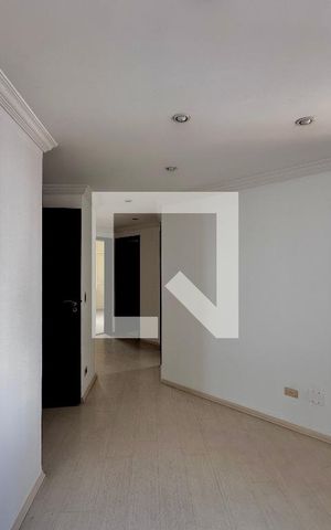 Apartamento à venda com 172m², 3 quartos e 2 vagas Apartamento à venda com 172m², 3 quartos e 2 vagasCorredor Quartos