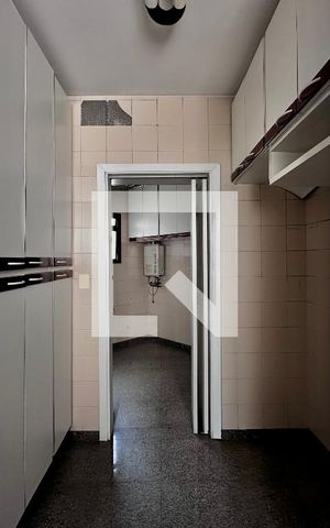 Apartamento à venda com 172m², 3 quartos e 2 vagas Apartamento à venda com 172m², 3 quartos e 2 vagasCozinha