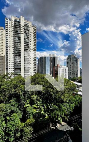 Apartamento à venda com 172m², 3 quartos e 2 vagas Apartamento à venda com 172m², 3 quartos e 2 vagasVista