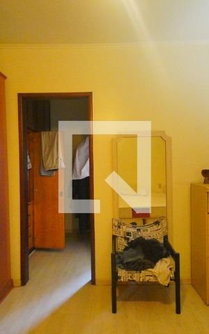 Casa à venda com 360m², 3 quartos e 2 vagas Casa à venda com 360m², 3 quartos e 2 vagasSuíte