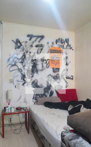 Casa à venda com 360m², 3 quartos e 2 vagas Casa à venda com 360m², 3 quartos e 2 vagasQuarto 2