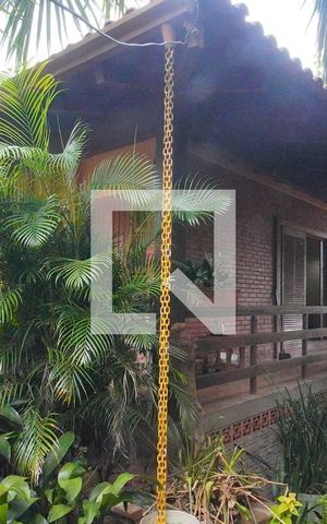 Casa à venda com 360m², 3 quartos e 2 vagas Casa à venda com 360m², 3 quartos e 2 vagasÁrea externa