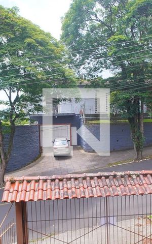 Casa à venda com 360m², 3 quartos e 2 vagas Casa à venda com 360m², 3 quartos e 2 vagasVista da Suíte