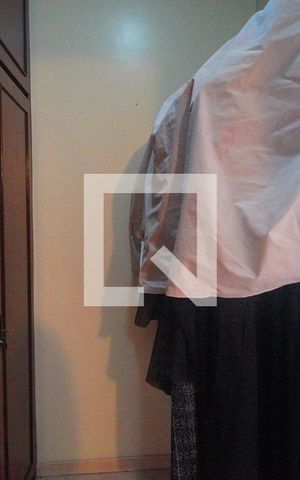 Casa à venda com 360m², 3 quartos e 2 vagas Casa à venda com 360m², 3 quartos e 2 vagasCloset da suíte