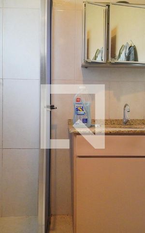 Casa à venda com 360m², 3 quartos e 2 vagas Casa à venda com 360m², 3 quartos e 2 vagasBanheiro da Suíte