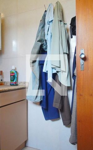 Casa à venda com 360m², 3 quartos e 2 vagas Casa à venda com 360m², 3 quartos e 2 vagasBanheiro da Suíte