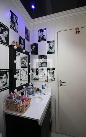 Apartamento à venda com 102m², 3 quartos e 2 vagasBanheiro Social