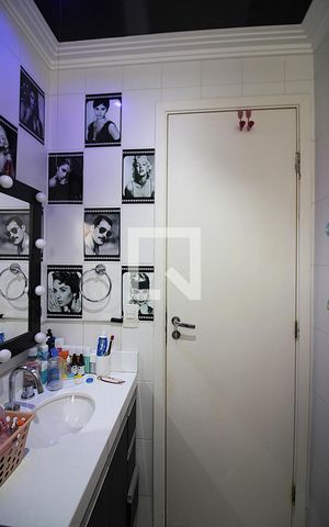 Apartamento à venda com 102m², 3 quartos e 2 vagasBanheiro Social