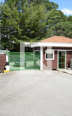 Casa de condomínio para alugar com 140m², 3 quartos e 2 vagasFachada e portaria