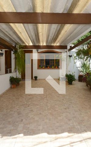 Casa de condomínio para alugar com 140m², 3 quartos e 2 vagasGaragem