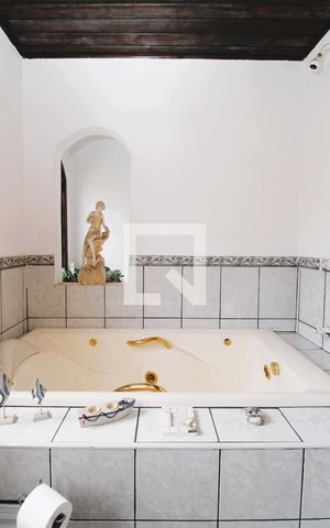 Casa à venda com 280m², 3 quartos e 2 vagasBanheiro Social