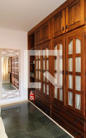 Casa à venda com 280m², 3 quartos e 2 vagasQuarto 2