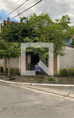 Casa à venda com 280m², 3 quartos e 2 vagas Casa à venda com 280m², 3 quartos e 2 vagasFachada com plaquinha