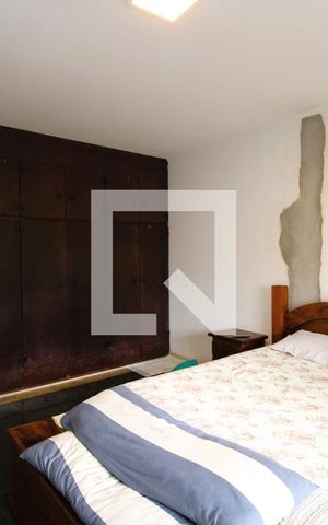 Casa à venda com 280m², 3 quartos e 2 vagasSuíte