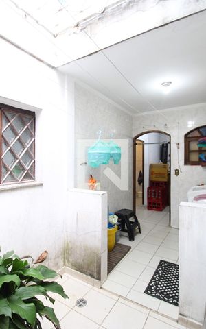 Casa à venda com 280m², 3 quartos e 2 vagasÁrea de Serviço