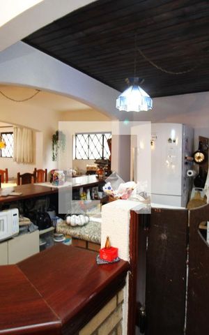 Casa à venda com 280m², 3 quartos e 2 vagasCozinha