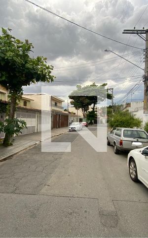 Casa à venda com 280m², 3 quartos e 2 vagas Casa à venda com 280m², 3 quartos e 2 vagasVista da Rua