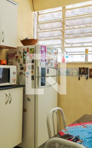 Casa de condomínio à venda com 59m², 2 quartos e 2 vagas Casa de condomínio à venda com 59m², 2 quartos e 2 vagasCozinha