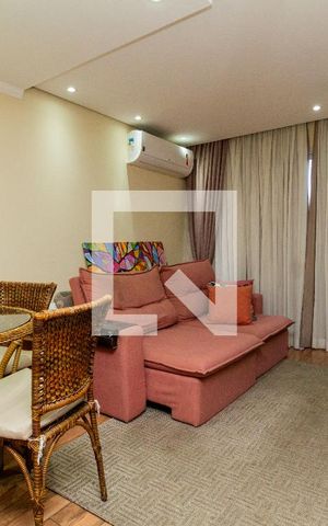 Casa de condomínio à venda com 150m², 3 quartos e 2 vagas Casa de condomínio à venda com 150m², 3 quartos e 2 vagasSala