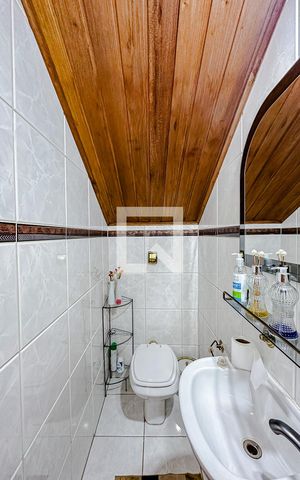 Casa à venda com 324m², 4 quartos e 3 vagasLavabo