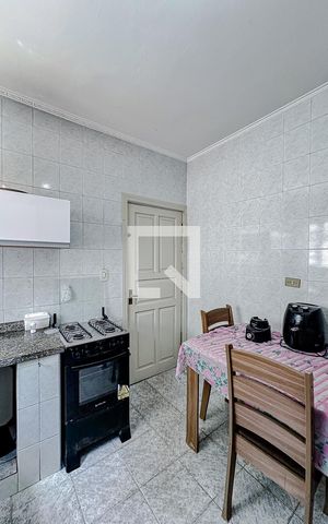 Casa à venda com 324m², 4 quartos e 3 vagasCozinha (Casa 2)