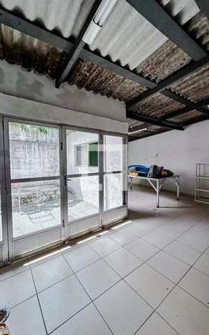 Casa à venda com 324m², 4 quartos e 3 vagasÁrea de Serviço (Casa 2)