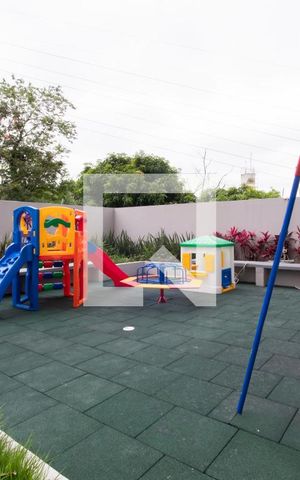Apartamento para alugar com 55m², 2 quartos e 1 vaga Apartamento para alugar com 55m², 2 quartos e 1 vagaÁrea comum - Playground